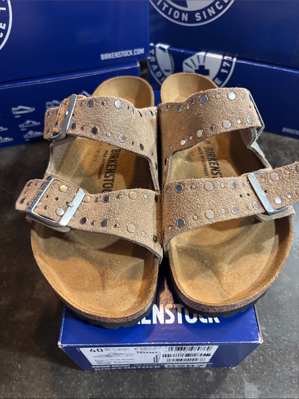 Birkenstock Arizona Rivet Border Taupe Suede Sandals Size 40 Regular